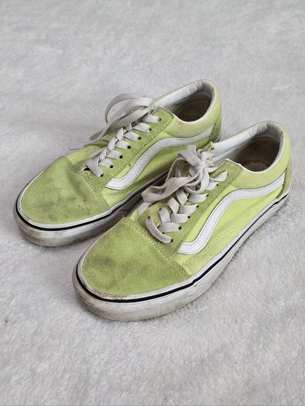Women's Vans Shoes Off The Wall Old Skool Lime Green Suede Sneakers Size 6